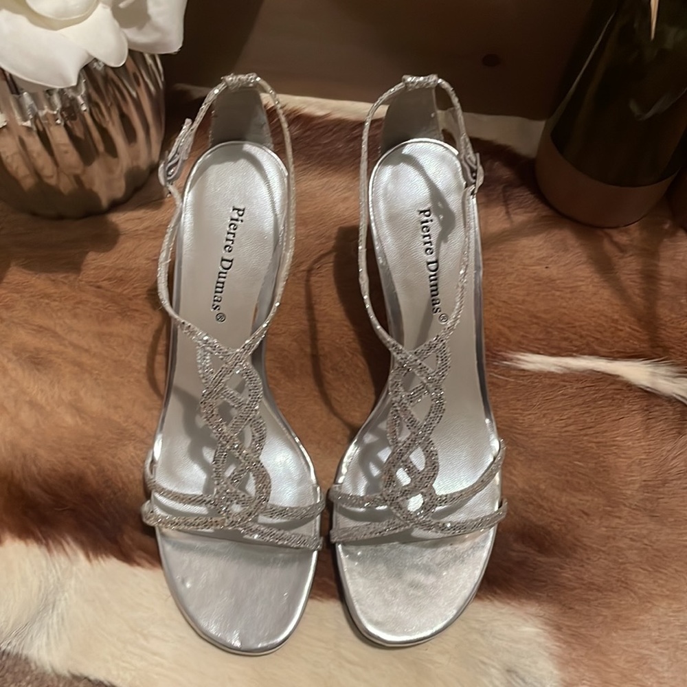 👠New Vintage Pierre Dumas Silver Sparkle Strappy Heels - Picture 3 of 11